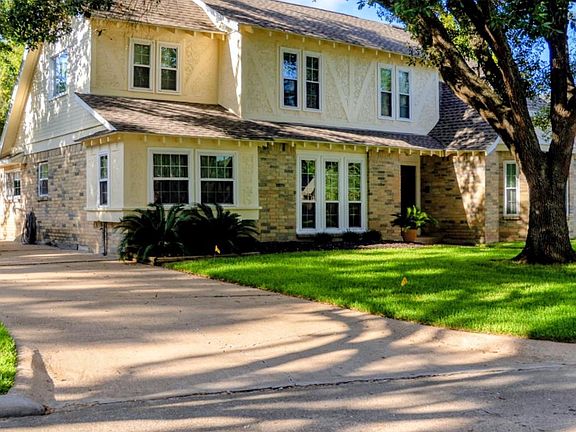3rd image of 22210 Vobe Ct