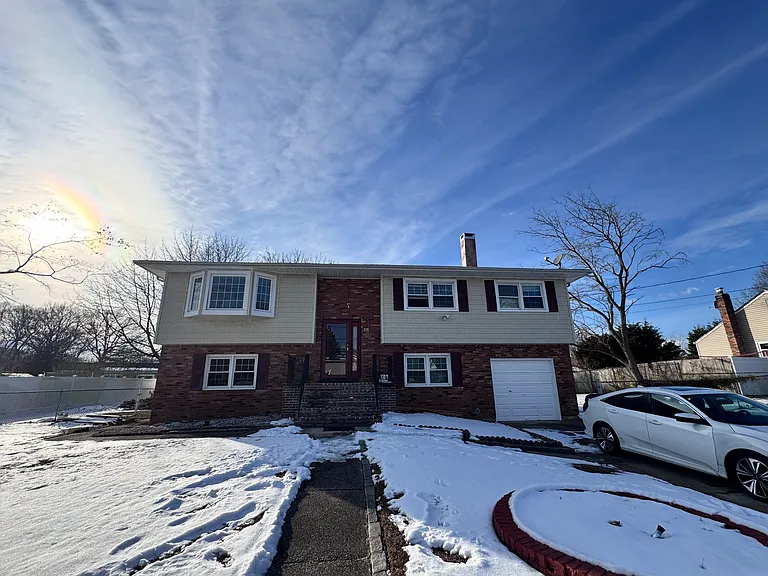 528 Jayne Blvd #1F — Photo 2