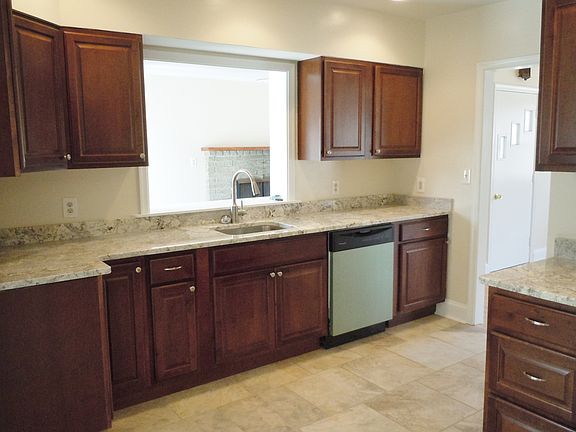 Kitchen pass thru family rm