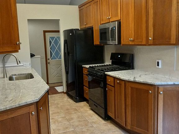 Kitchen_10062023
