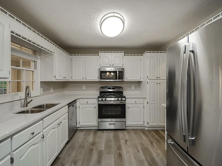 9245 Tara Dr SW — Photo 8