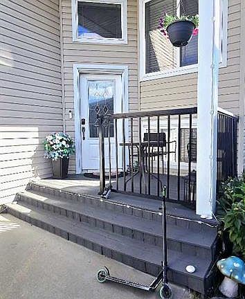 4th image of 12709 E 105th St