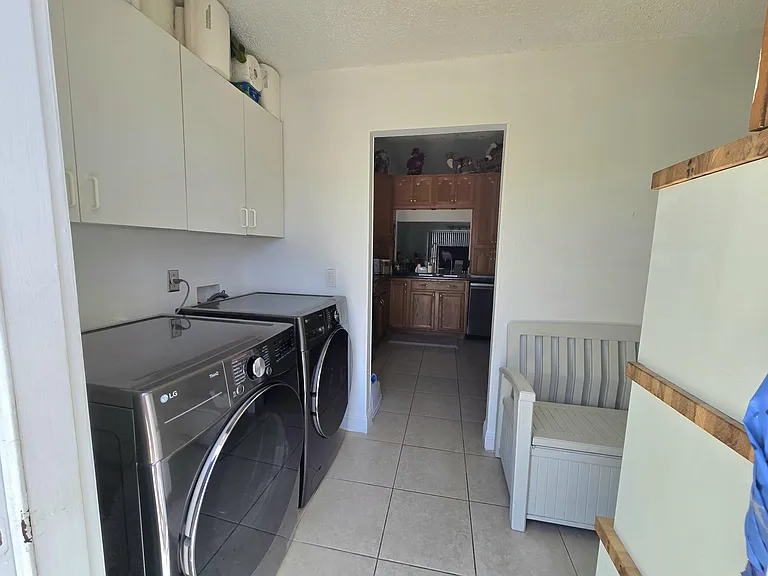 1530 Royal Forest Ct — Photo 11