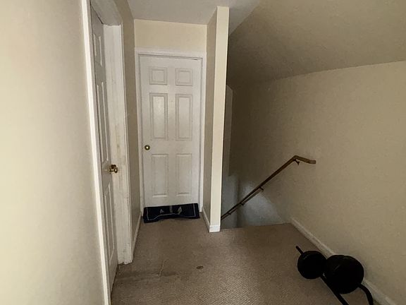 2nd image of 211 N Main St #4
