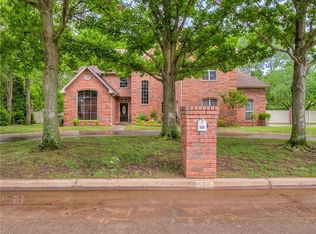 501 Lakeside Ct, Shawnee, OK 74801
