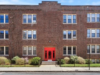 31 Park St APT 4, Brookline, MA, 02446