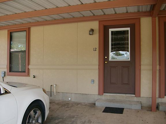 3rd image of 627 Lois St Unit 12