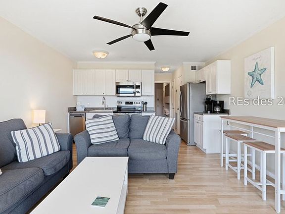 3rd image of 40 Folly Field Rd APT C251