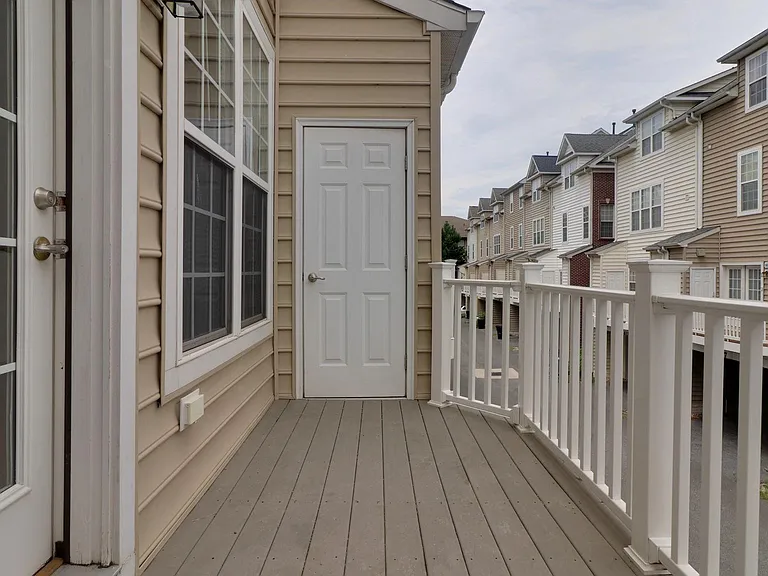 643 Pullman Pl — Photo 56