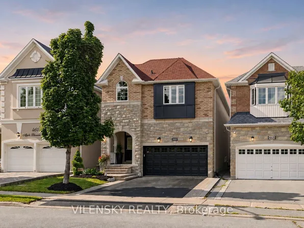 464 Apple Blossom Dr, Vaughan, ON L4J 9A2