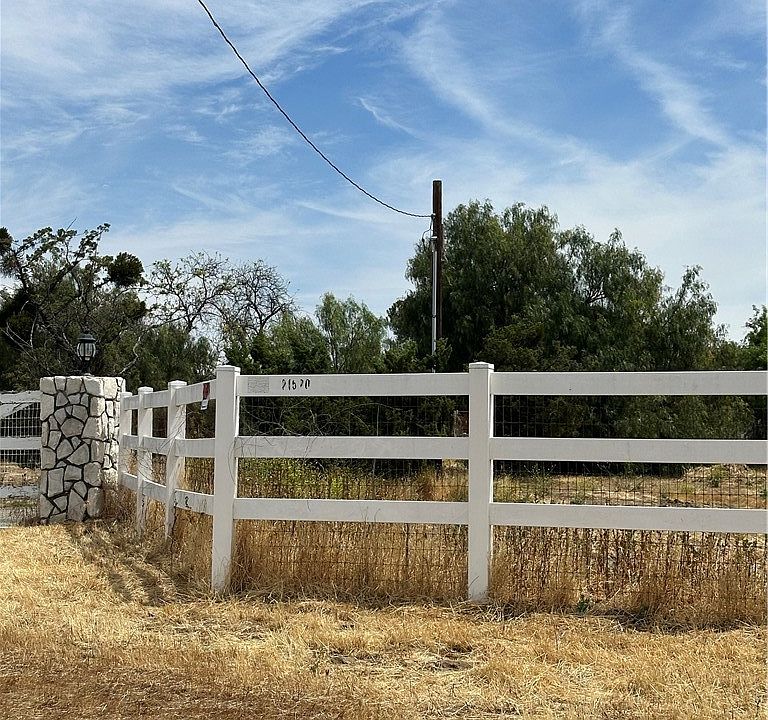 1st image of 21520 Gold Valley Rd