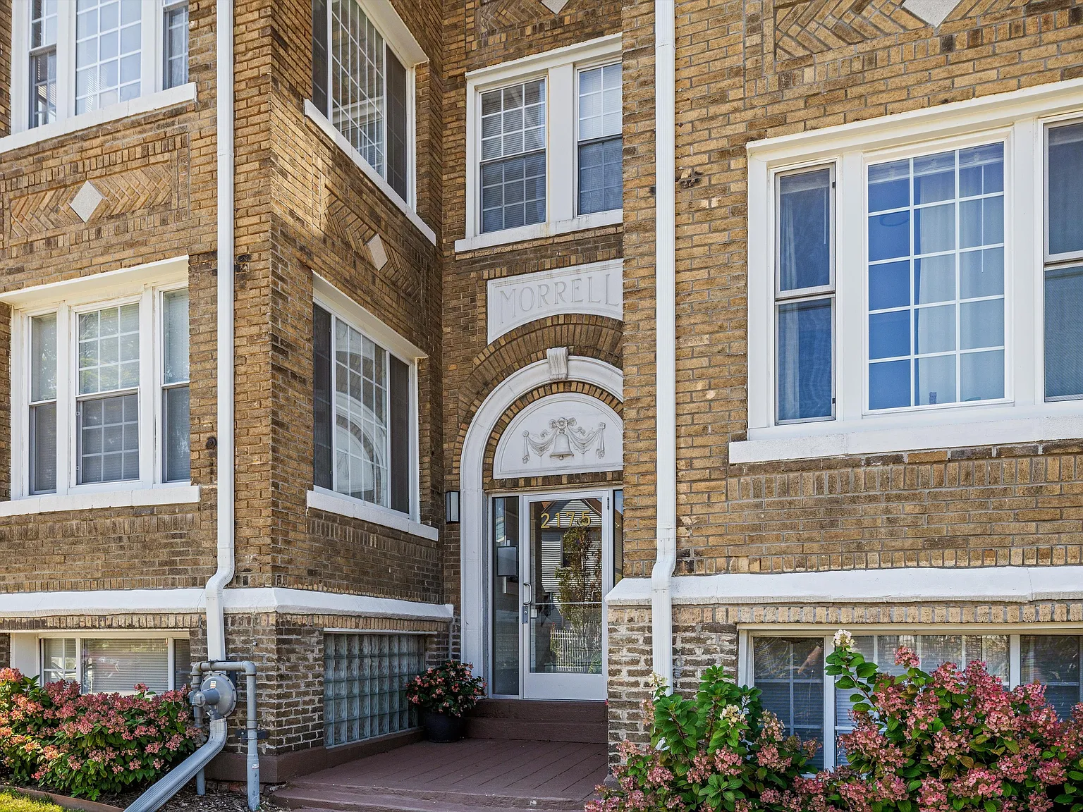 Morrell Apartments — Photo 2
