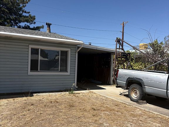 2nd image of 114 Tamarack St