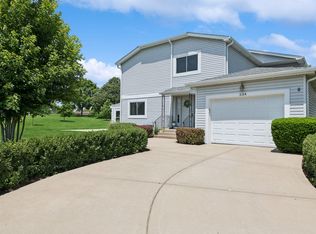 534 Stone Gate Cir, Schaumburg, IL 60193