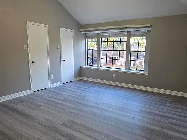 16403 Salinas Ln — Photo 11