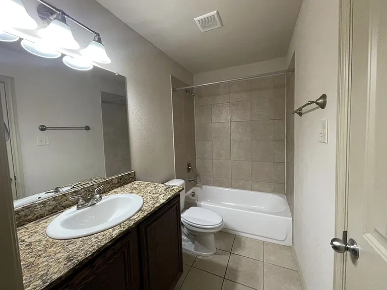 2307 Calendar Ct — Photo 13
