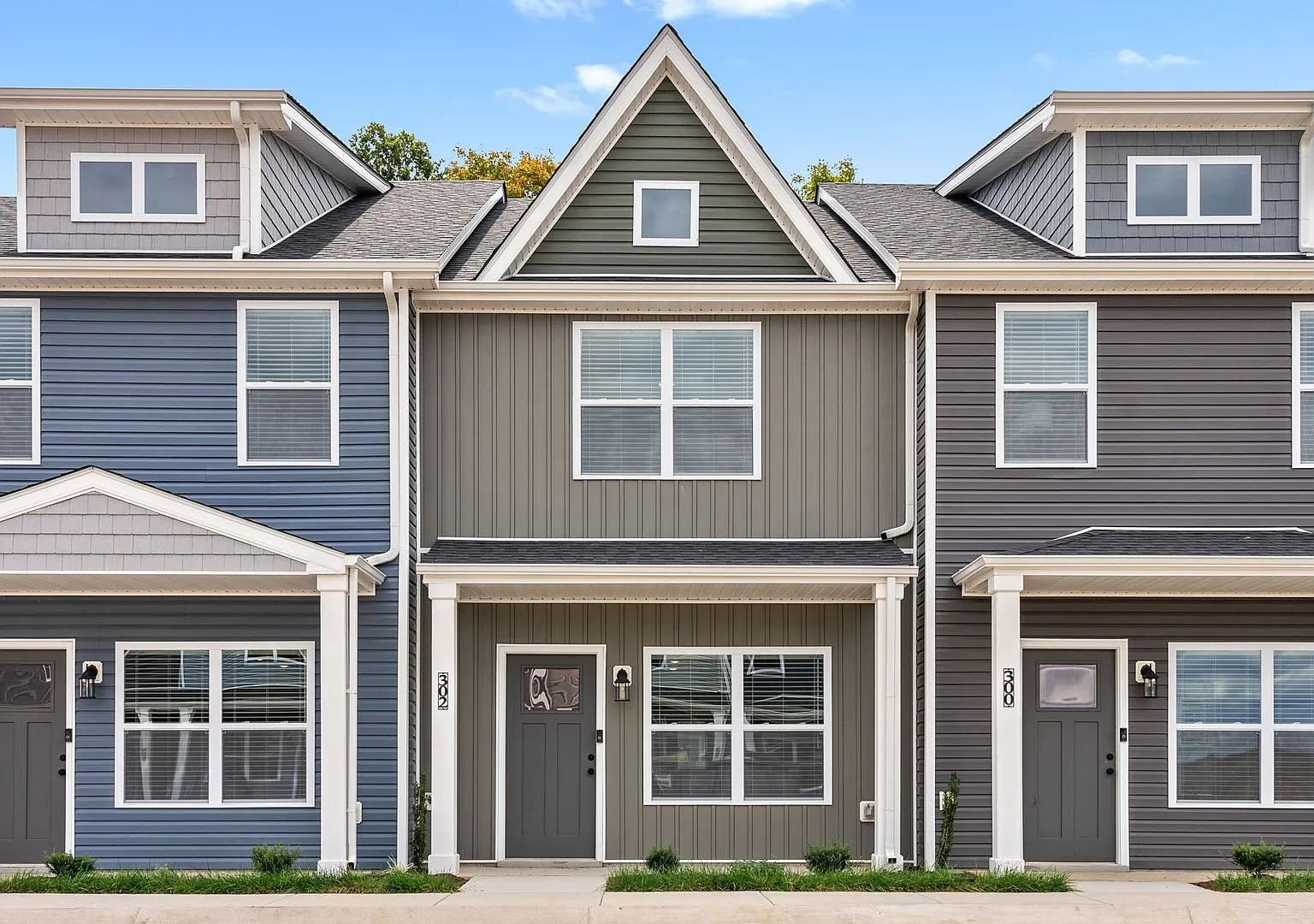 Luxury Townhome For Rent Near Billy Dunlop Park! — Photo 1