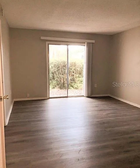 548 Orange Dr #14 — Photo 18