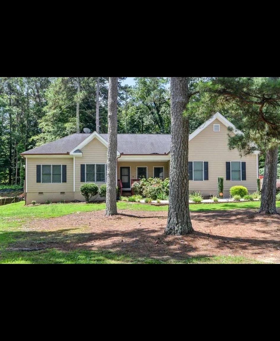 361 Hilltop Circle Ext SW — Photo 1