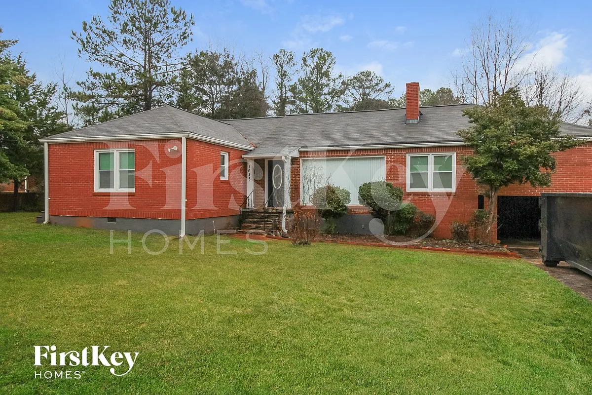 Building Photo - 1648 Columbia Dr