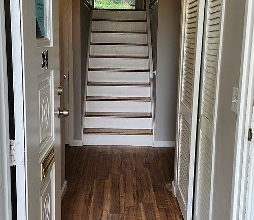 3rd image of 24 Linda Ln