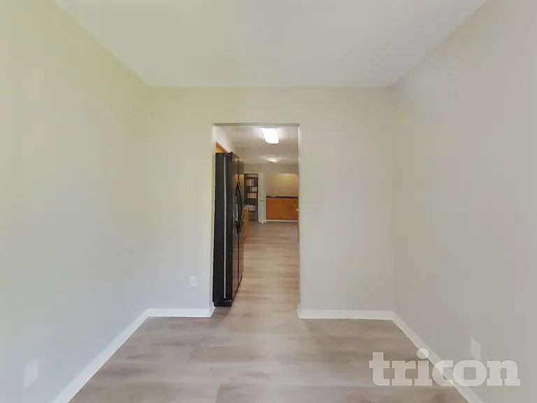 2159 Acorn Mnr — Photo 5