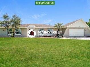 1725 SW 2nd Pl, Cape Coral, FL 33991
