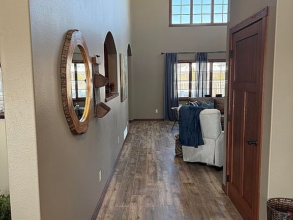 2nd image of 5580 E Prairiewood Dr