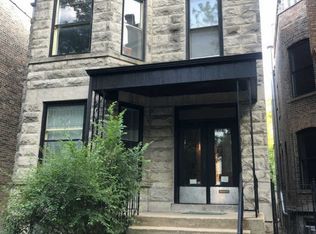 1221 W Newport Ave, Chicago, IL 60657