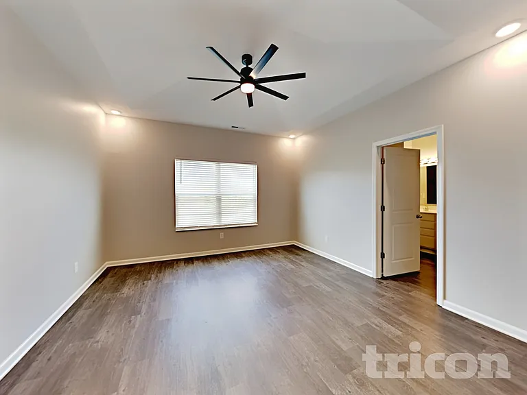 1614 Danielle Rd — Photo 5