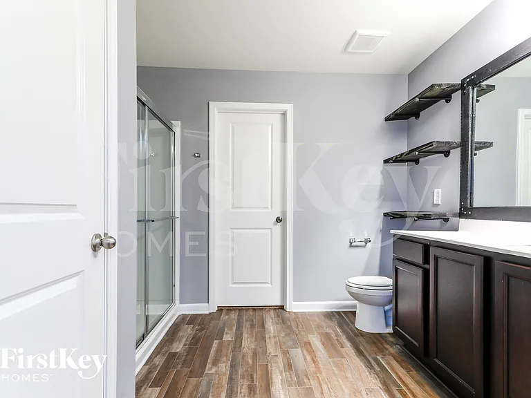 336 Alexander Ln — Photo 8