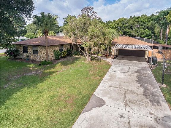 2nd image of 6001 Ardele Ct