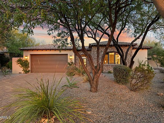 3rd image of 8128 E GREYTHORN Drive