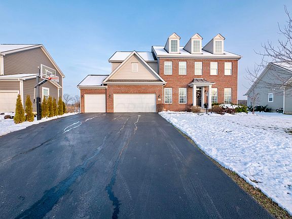 2nd image of 5618 Alderbrook Dr