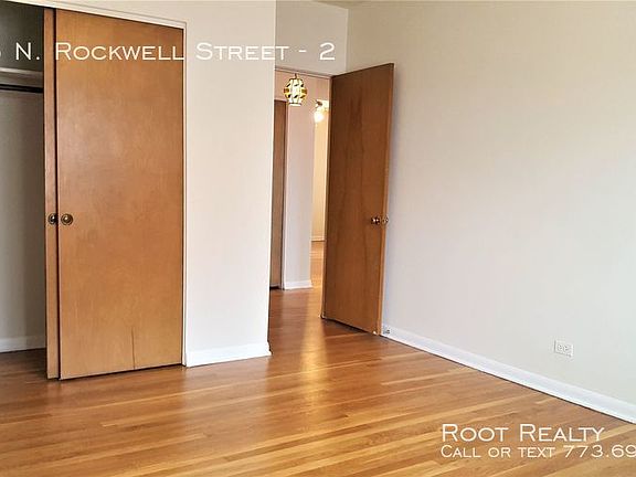 4th image of 5305 N Rockwell St #2