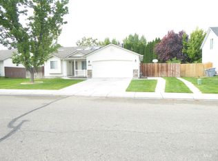 1512 W Teton Ave, Nampa, ID 83686