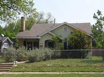 1st image of 3145 James Ave