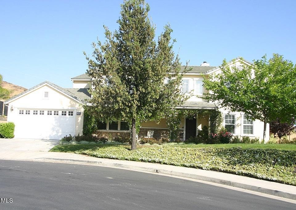 1st image of 10806 W Oak Mountain Pl