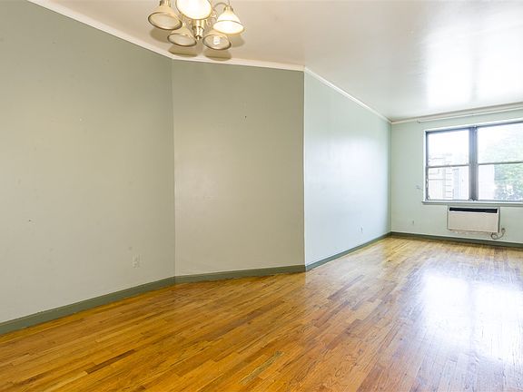 3rd image of 43 Van Wagenen Ave #301