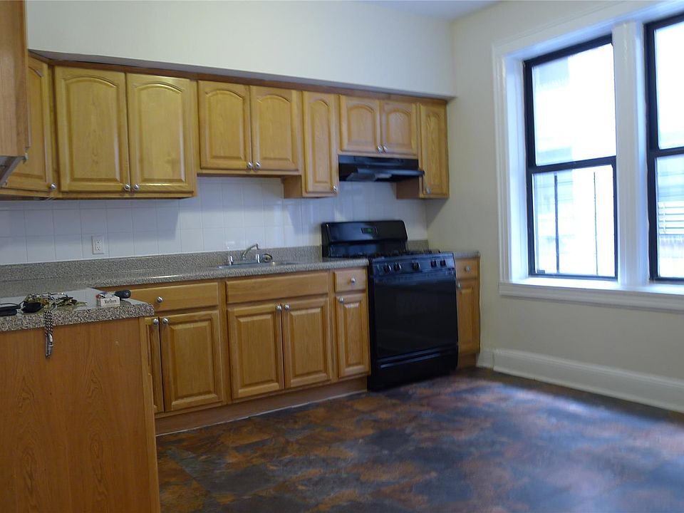 1st image of 4519 42nd St APT 1A