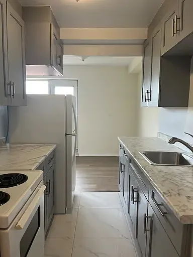 16 Main St #1A — Photo 1