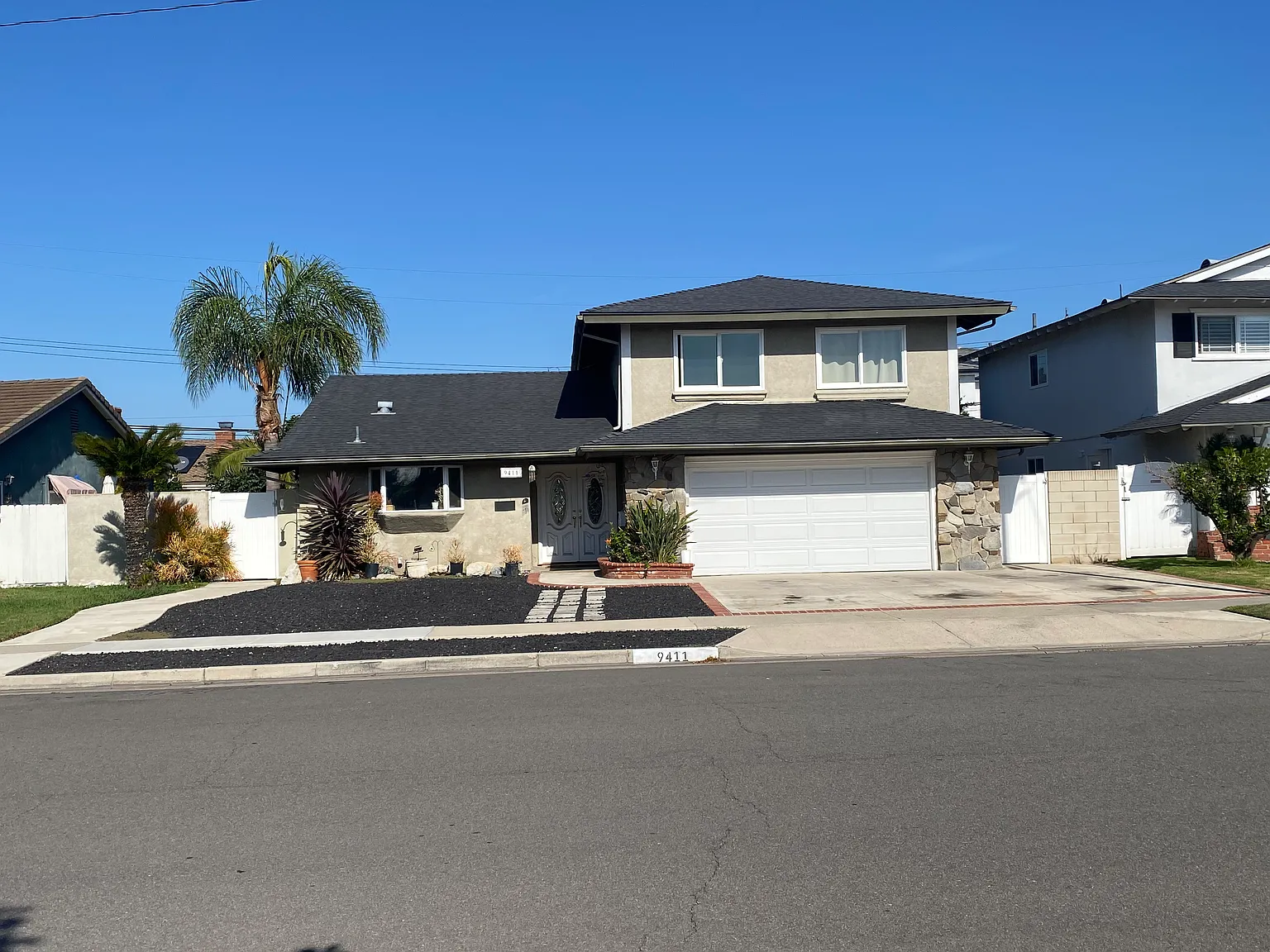 4 bed, 1982 sqft, $1,250 — Photo 1