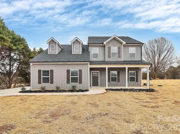 4060 Eagle Chase Dr, Charlotte, NC 28216