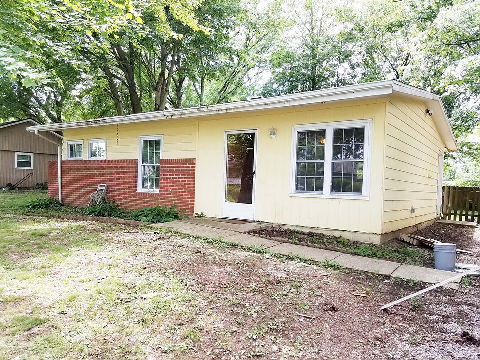 1st image of 308 W Hickory Dr