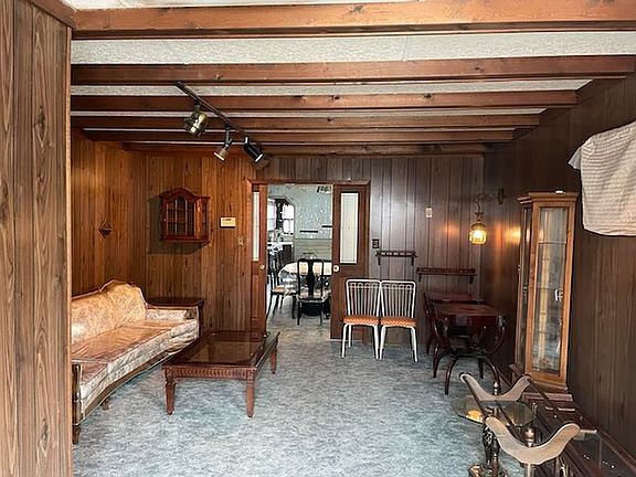 3rd image of 2034 E 36th St