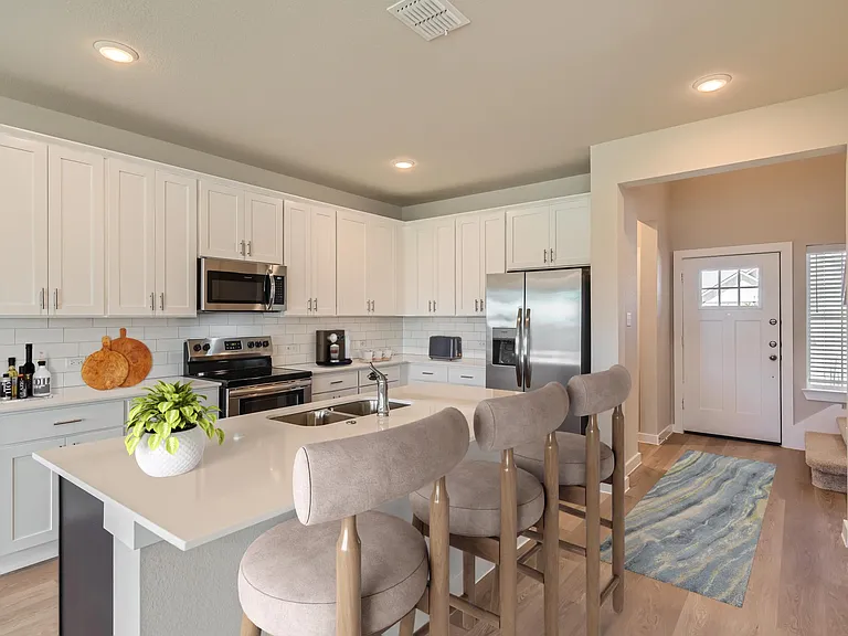 The Residences at Fresh Meadows — Photo 38