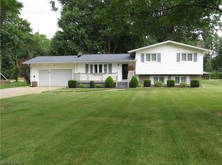 1248 Kay Dr, Lorain, OH 44053