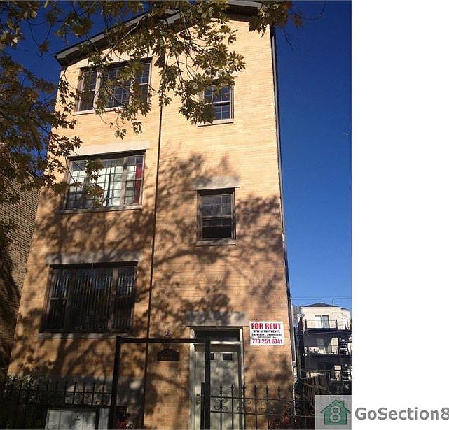 1st image of 4206 W Van Buren St APT 3