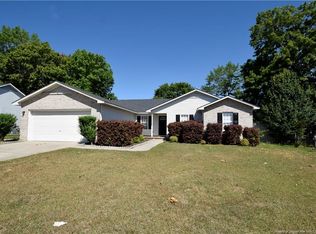 5220 Ballentine St, Hope Mills, NC 28348