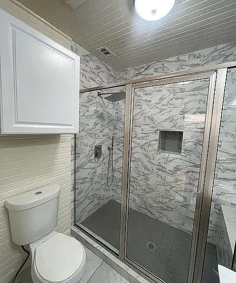 3819 Roseland Ave — Photo 23
